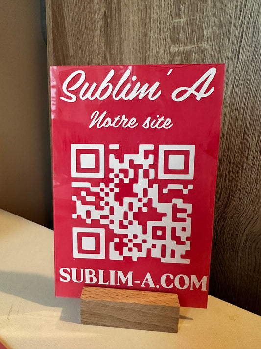 Plexiglass QR Code